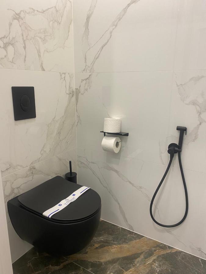 דנייפרופטרובסק Modern Classic 2 Bedroom Apartment Near Most City מראה חיצוני תמונה
