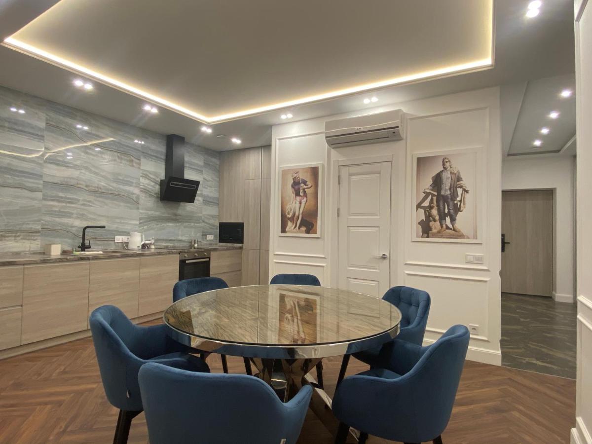 דנייפרופטרובסק Modern Classic 2 Bedroom Apartment Near Most City מראה חיצוני תמונה