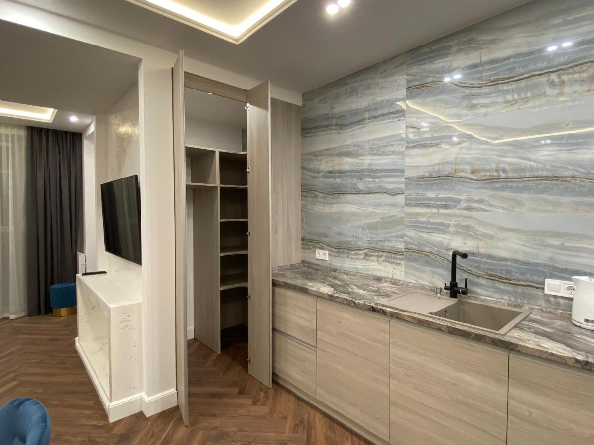 דנייפרופטרובסק Modern Classic 2 Bedroom Apartment Near Most City מראה חיצוני תמונה