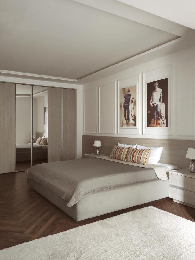 דנייפרופטרובסק Modern Classic 2 Bedroom Apartment Near Most City מראה חיצוני תמונה