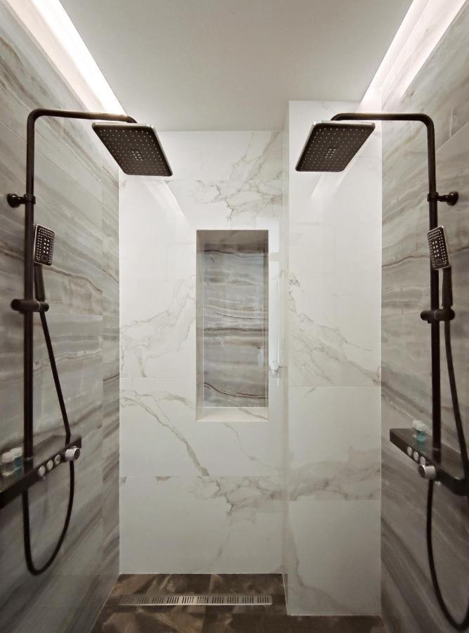 דנייפרופטרובסק Modern Classic 2 Bedroom Apartment Near Most City מראה חיצוני תמונה