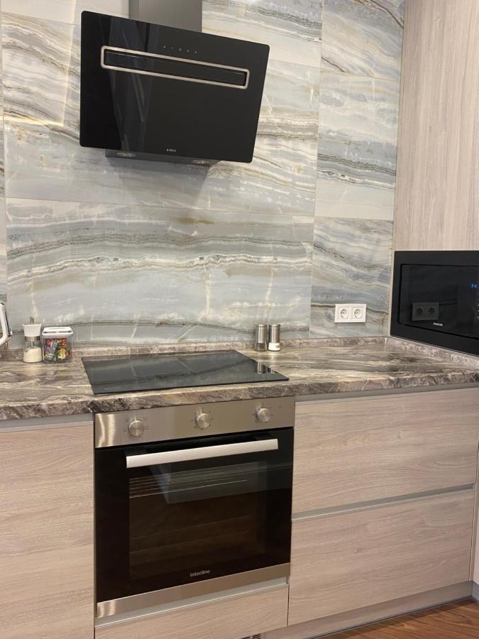 דנייפרופטרובסק Modern Classic 2 Bedroom Apartment Near Most City מראה חיצוני תמונה